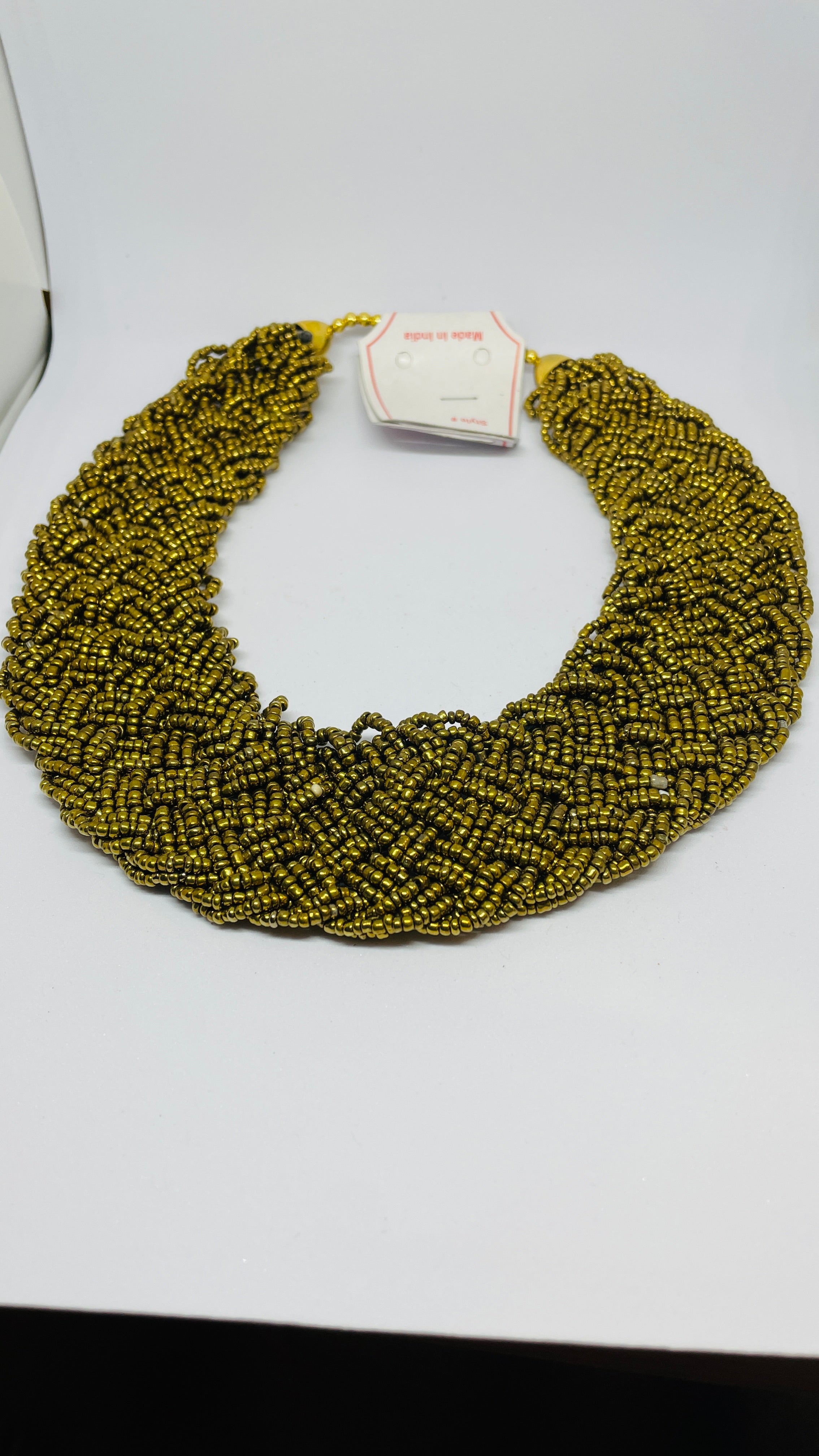 Woven pattern Neckpiece