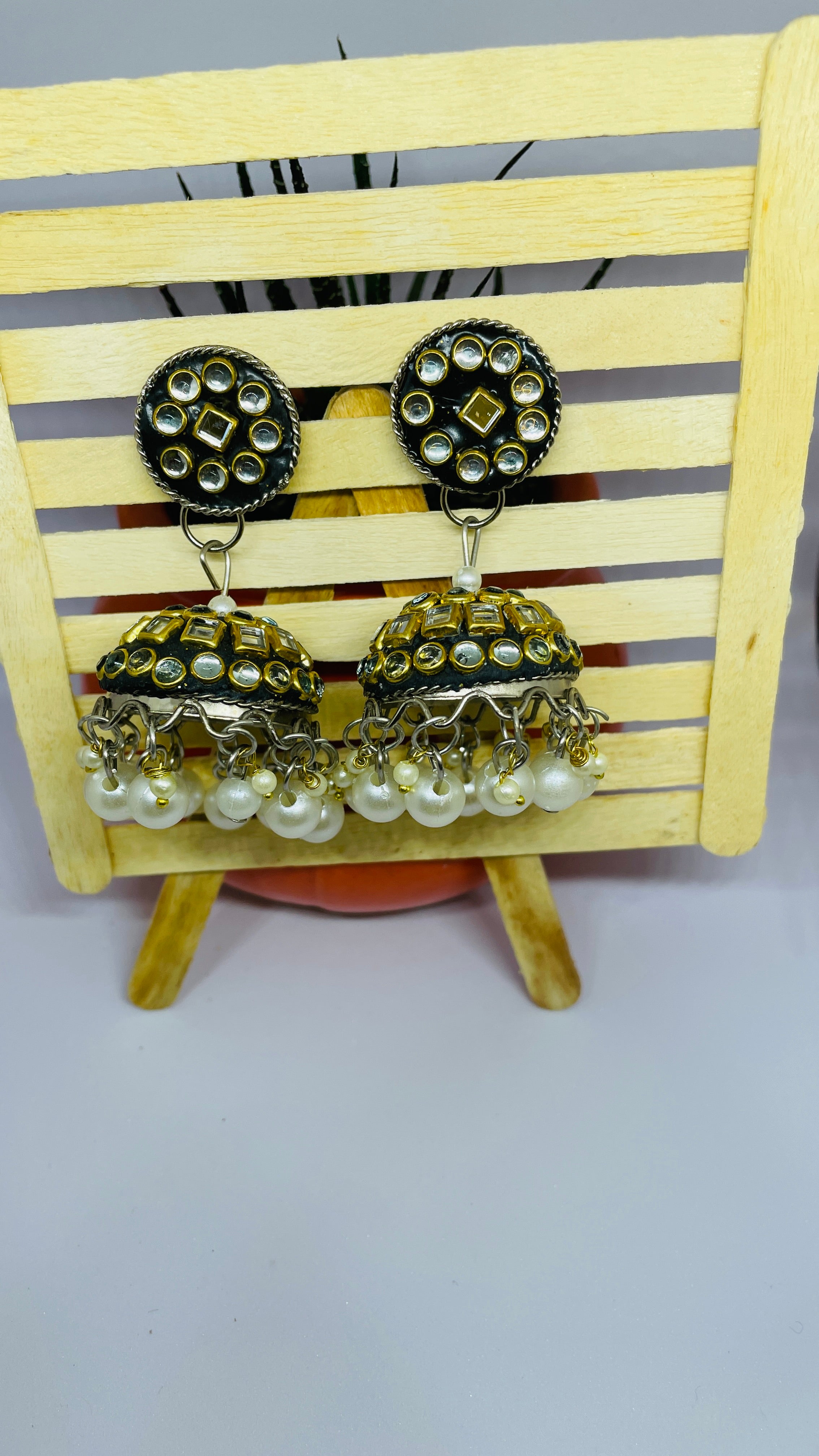 Kundan Jhumkas
