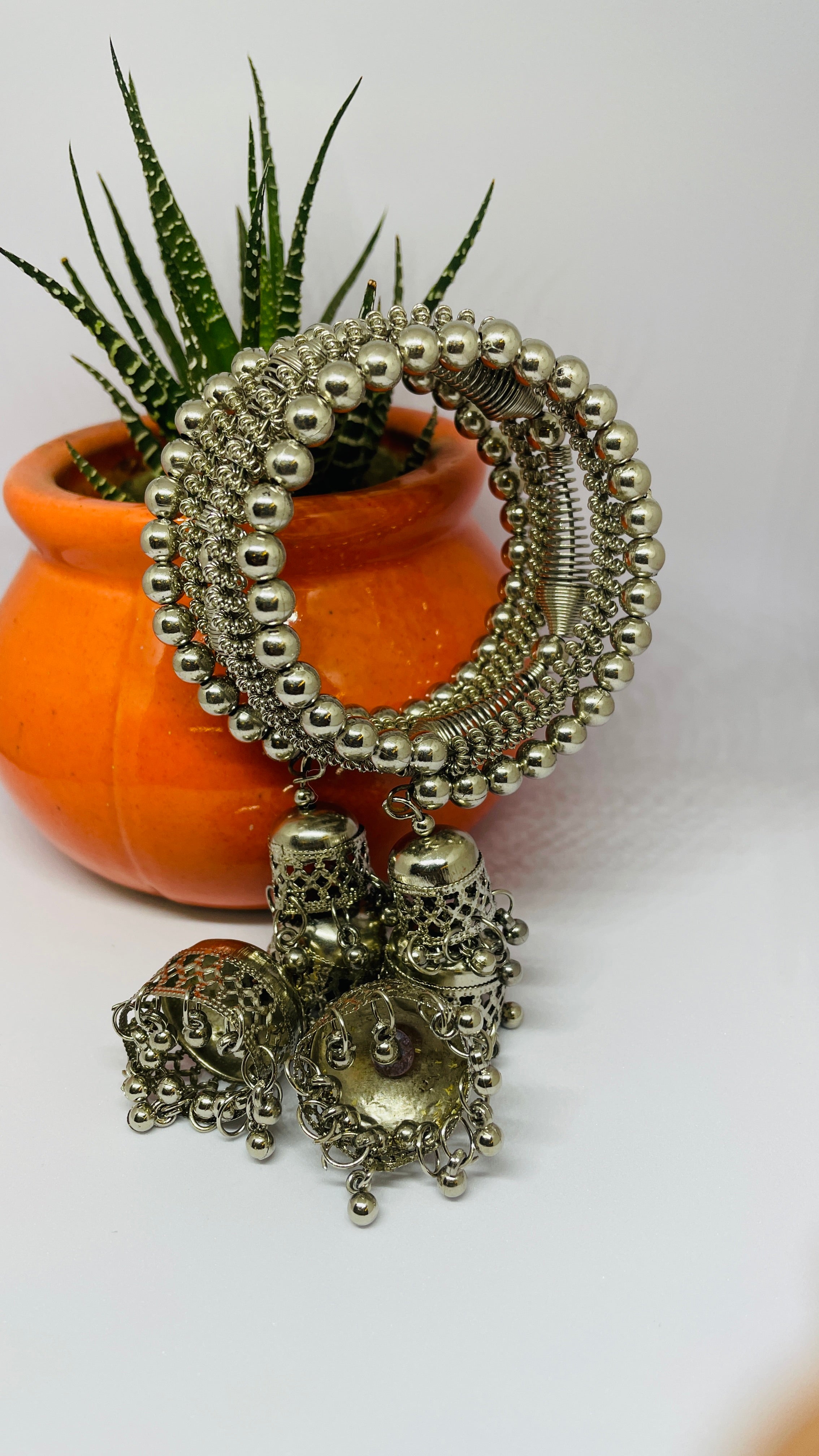 Spring latkan bangles