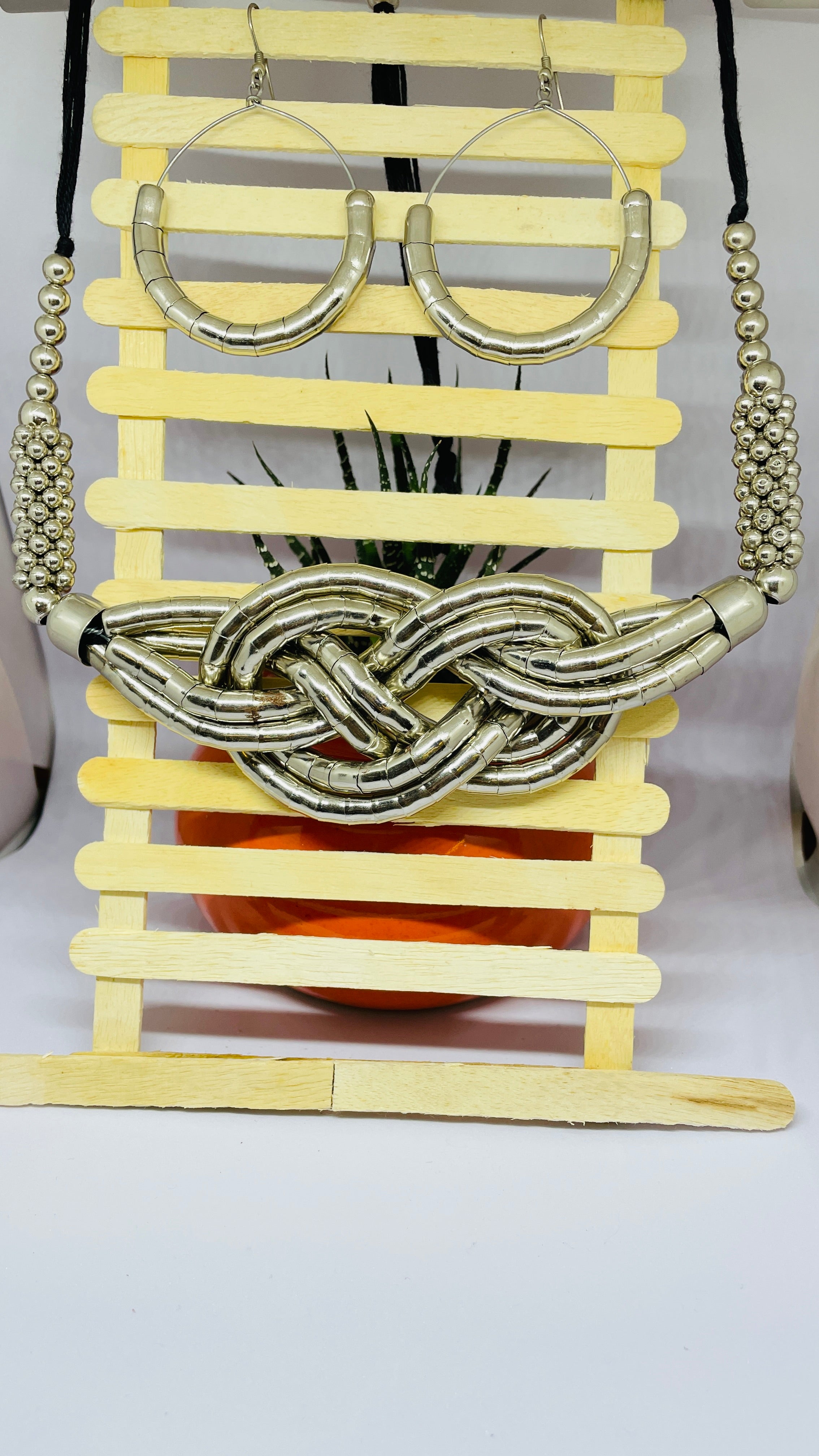 Criss Cross Metal neckpiece