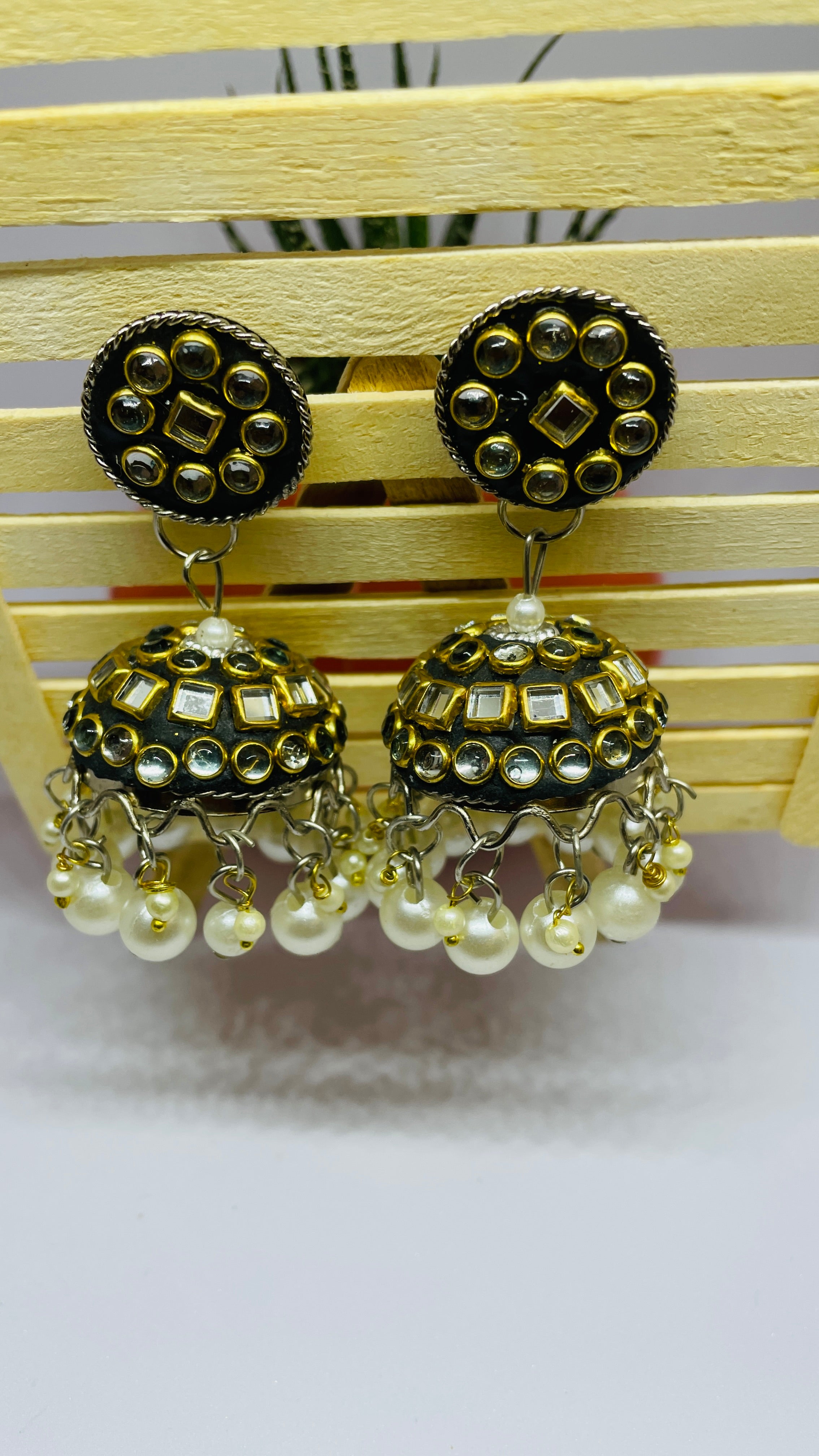 Kundan Jhumkas